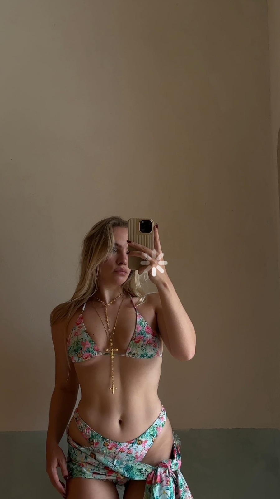 Juultje Tieleman Zet Instagram Op Z N Kop Met Foto In Bikini