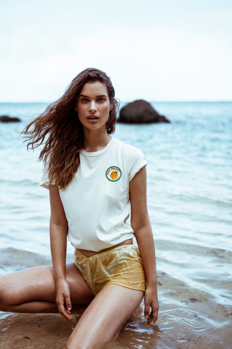 16+ Vrouw Van Hemelvaart publicholidays lieve