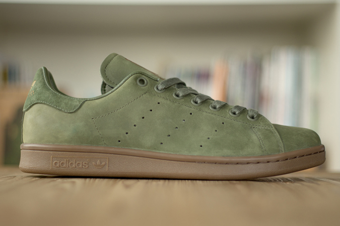 stan smith orange gum sole