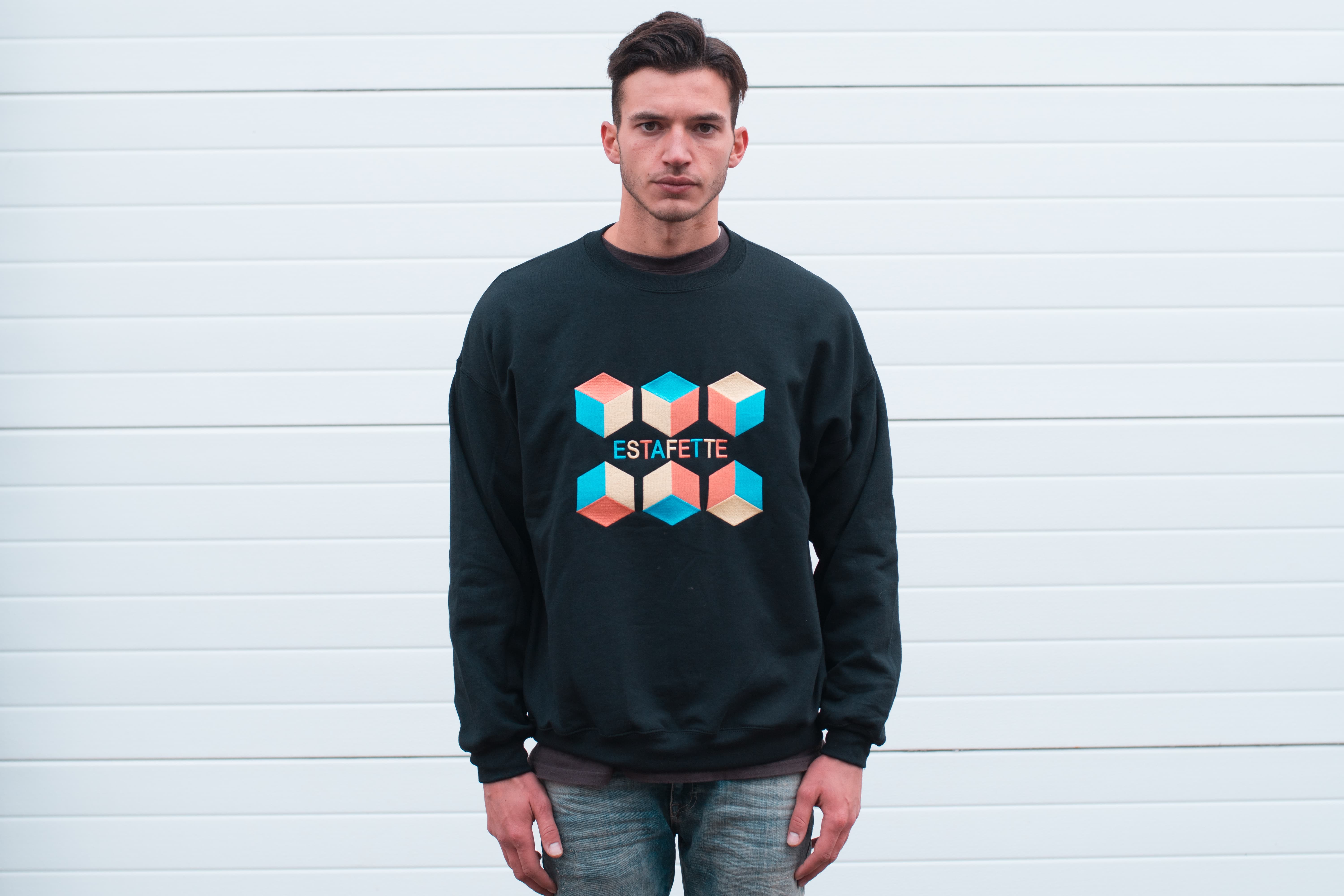 Estafette Studios kleding hoodies shirts Nederlands MAN MAN
