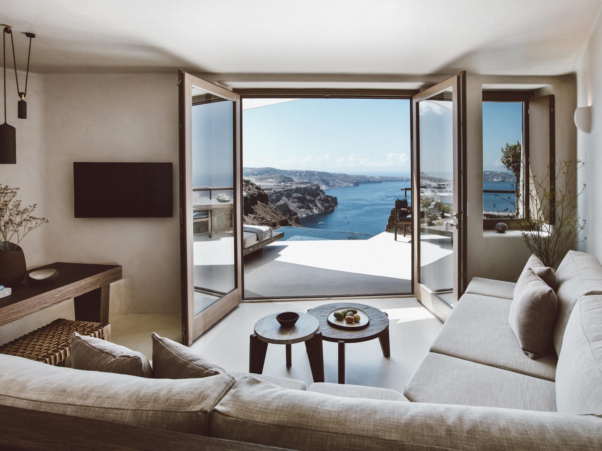 luxe villa Santorini MAN MAN