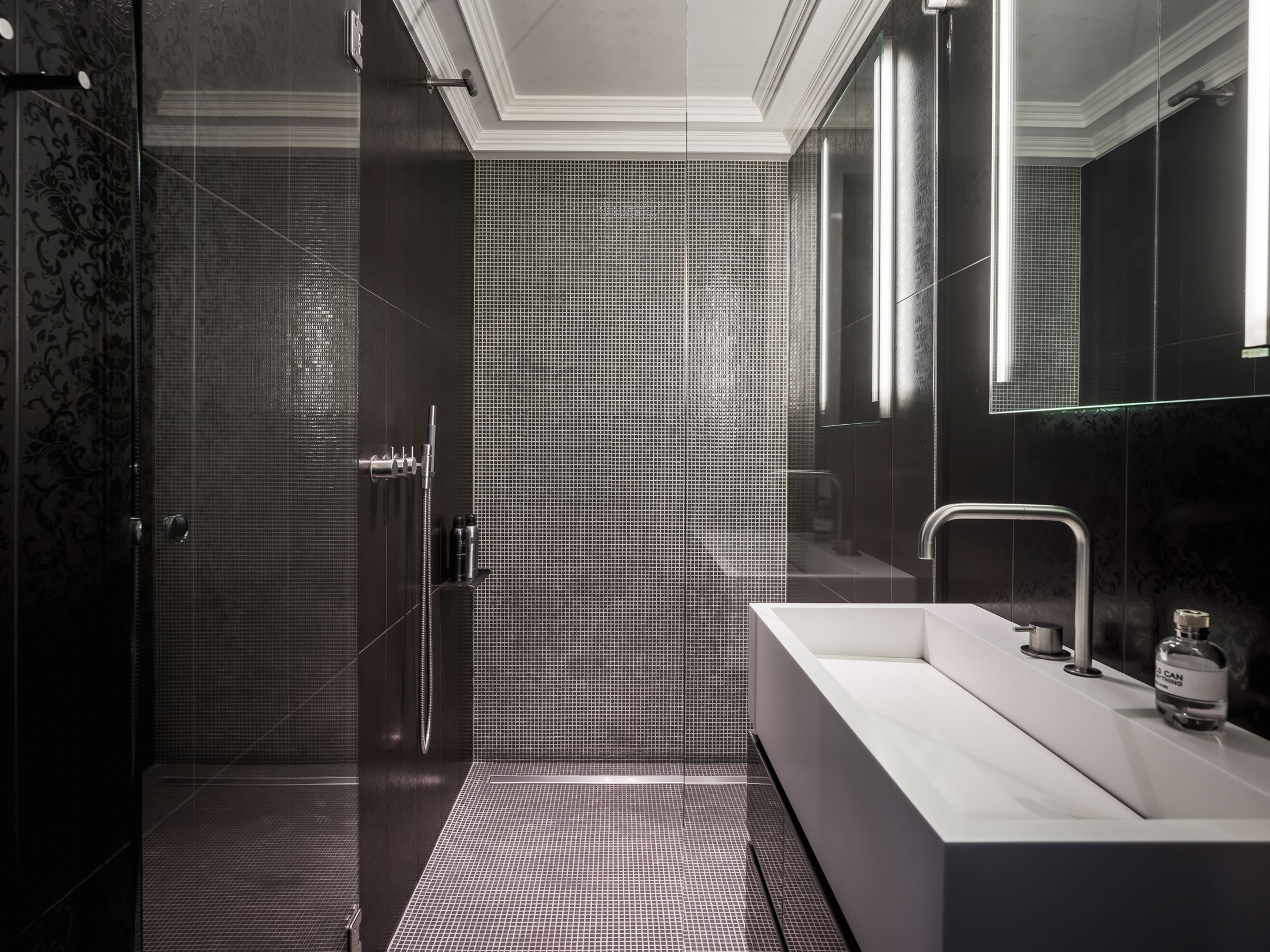 moderne villa nuenen badkamer 3