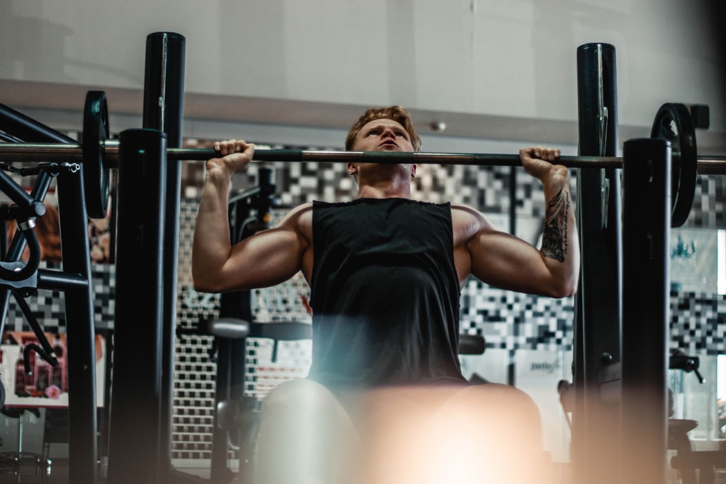 biceps trainen met gewichten