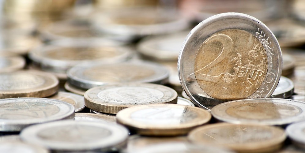 Hoeveel procent van Nederland staat continu in het rood? MAN MAN Hoeveel procent van Nederland staat continu in het rood? MAN MAN