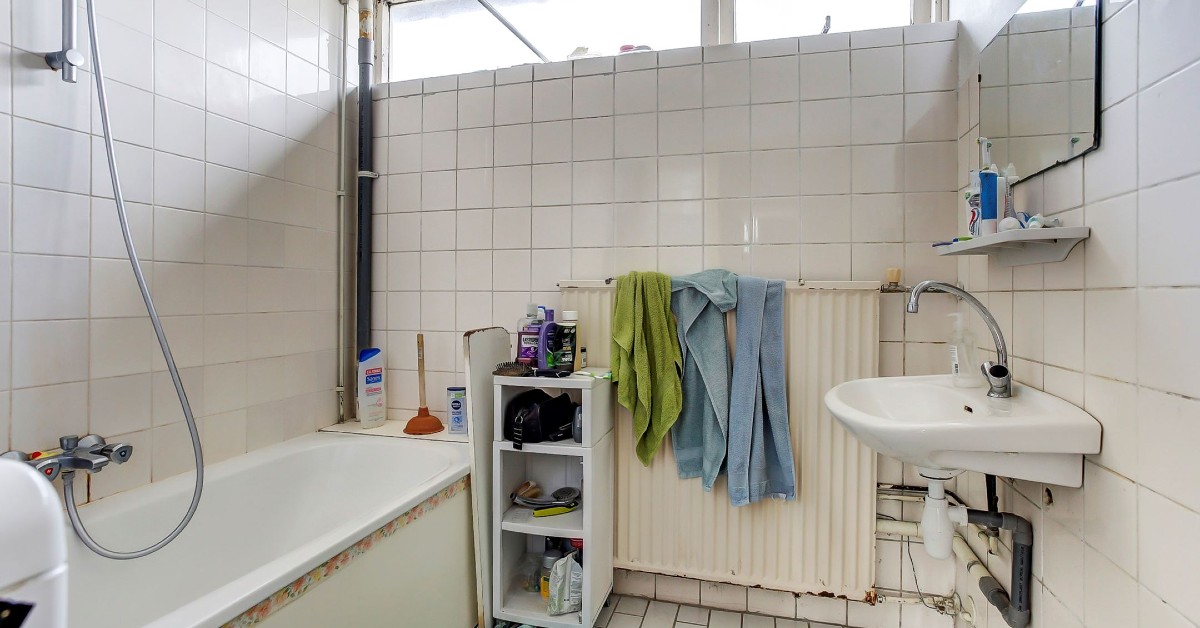 Rommelig studentenhuis in Groningen - badkamer