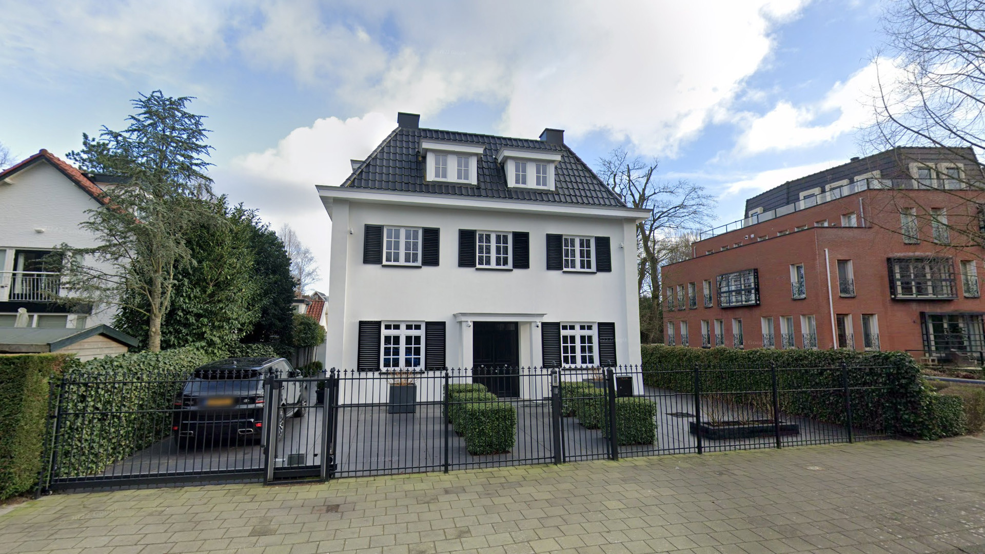 Steven Berhuis koopt villa van Henk ten Cate Amersfoort