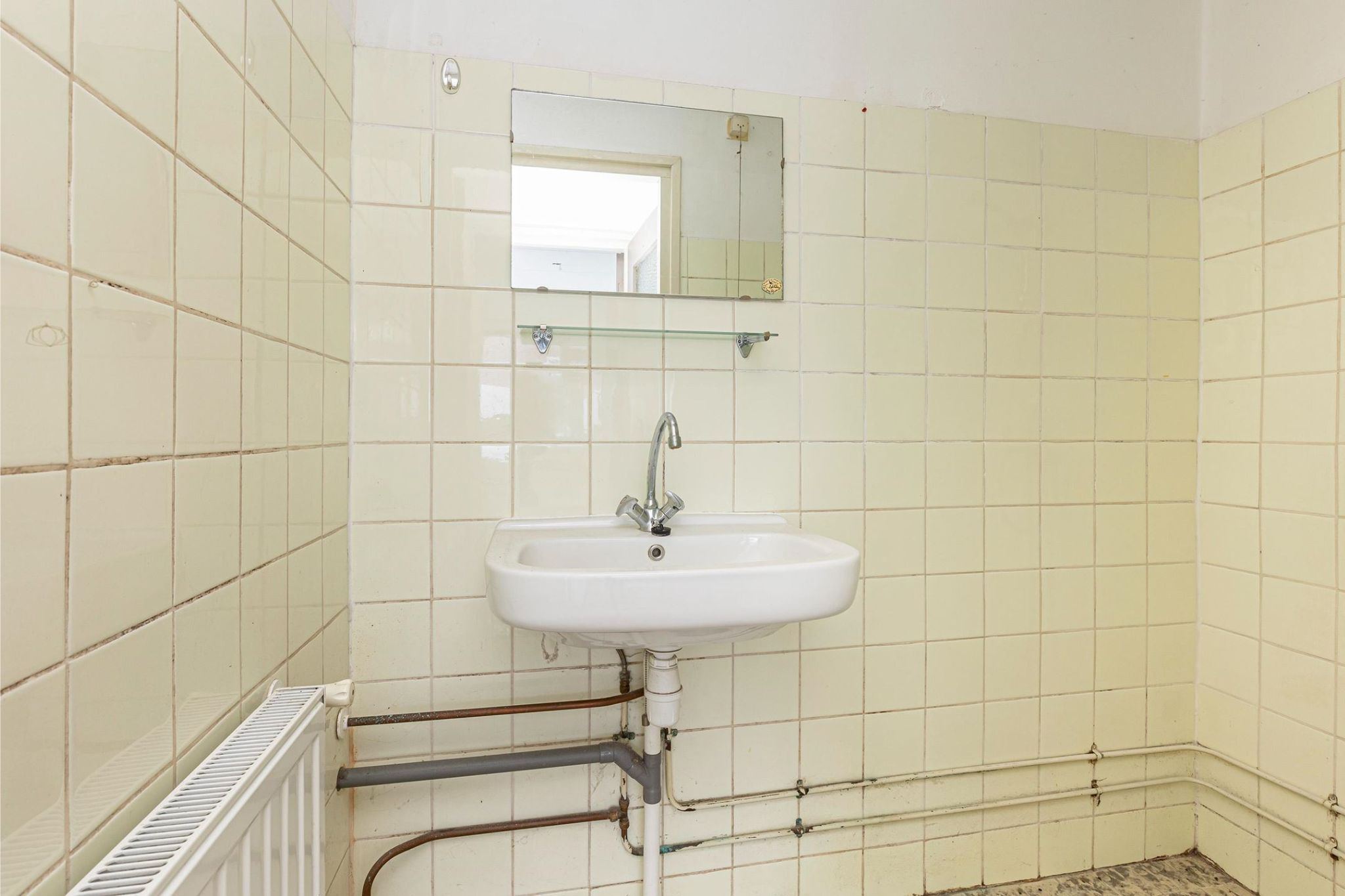Funda goedkoopste woning Nederland badkamer