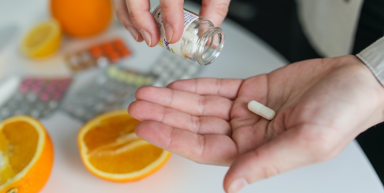 Waarom het slikken van vitaminepillen slecht kan zijn | MAN MAN