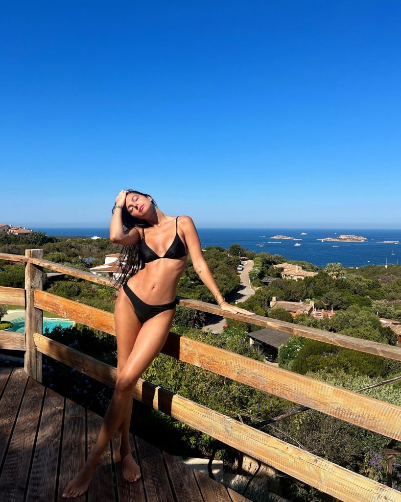 Kelly piquet bikini