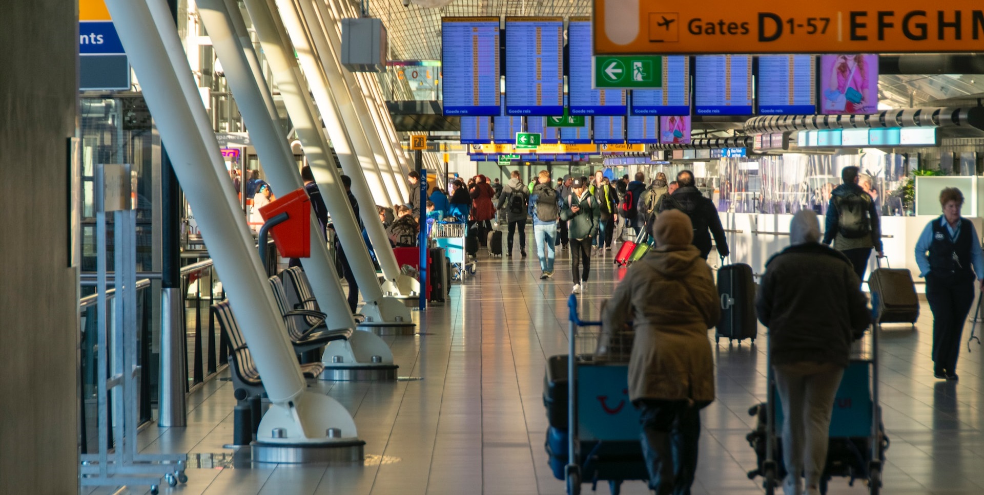 Vrouw deelt trucje waardoor je véél sneller door de douane