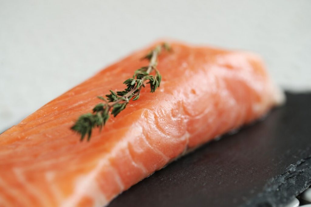 vis en vlees met veel eiwitten