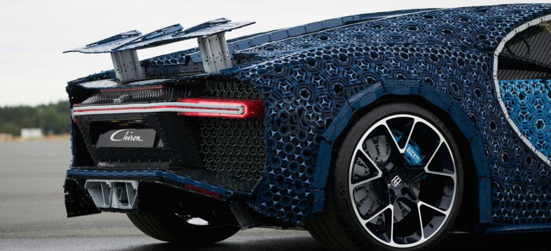 De dikste creatie ooit: een Bugatti Chiron gemaakt van LEGO