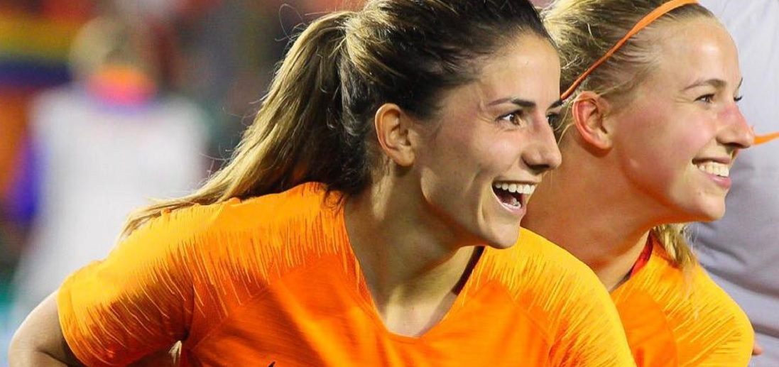 Oranje leeuwinnen: de 5 mooiste Nederlandse voetbalvrouwen van het WK 2019