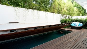Ideaal voor een kleine tuin: het terras dat in een zwembad verandert