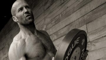 Het heftige 7-daagse workout schema van de 51-jarige Jason Statham