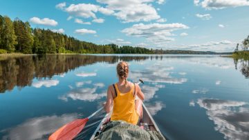 Dit is de bruutste kano vakantie voor jou en je maten in Scandinavië