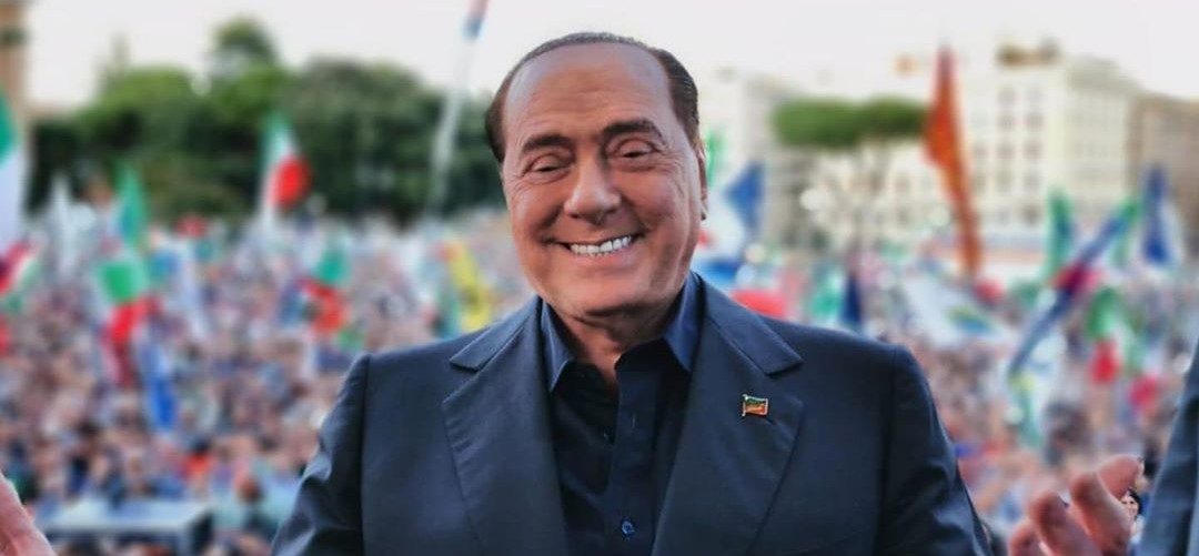 Berlusconi (83) ruilt 34-jarige vriendin in voor een nóg jongere vrouw
