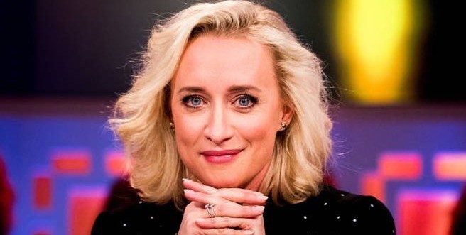 Het salaris van Eva Jinek: ze gaat veel meer verdienen bij RTL