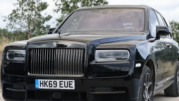 Deze Rolls-Royce Cullinan Black Badge is een bakbeest van ruim een half miljoen euro