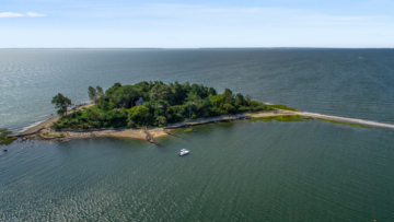 Jij kan nu de eigenaar worden van dit privé-eiland nabij New York