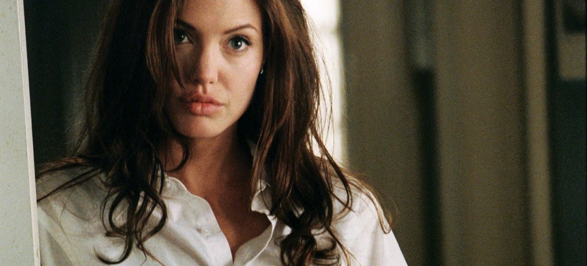 Bodyguard van Angelina Jolie vertelt geniaal verhaal over hoe zij Brad Pitt versierde