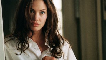 Bodyguard van Angelina Jolie vertelt geniaal verhaal over hoe zij Brad Pitt versierde