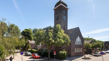 Te koop op Funda: Rotterdamse kerk omgetoverd tot stijlvolle mancave