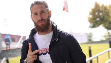 Sergio Ramos showt zijn tattoo skills met een dikke Rolex om zijn pols