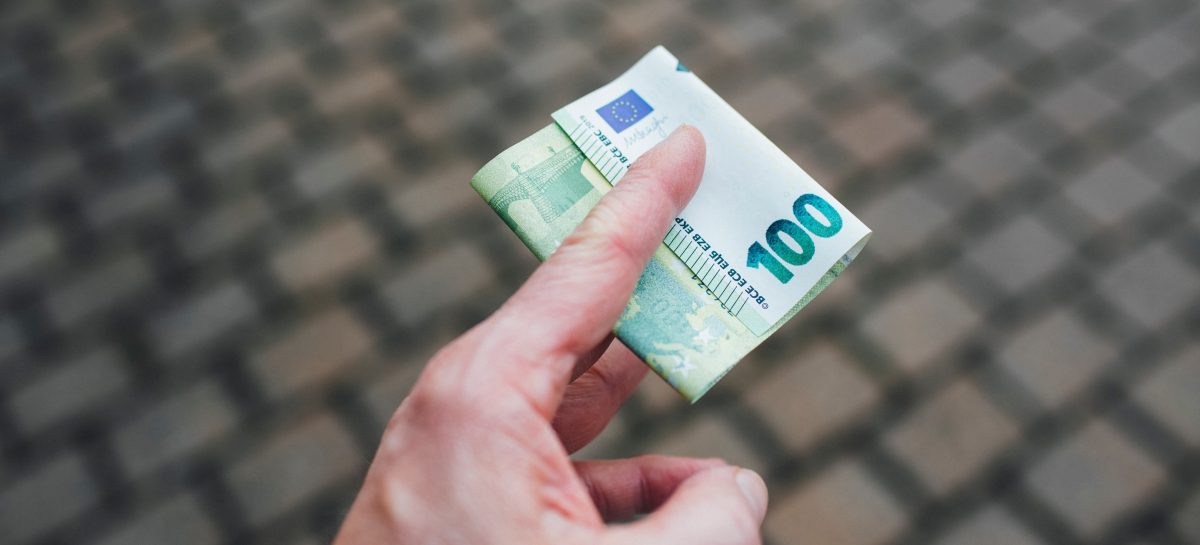 10 tips waarmee je simpel honderden euro’s bespaart op je dagelijkse uitgaven