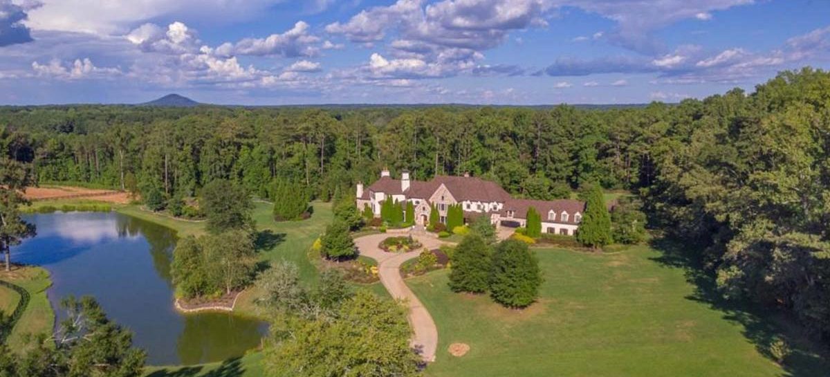 Acteur Dwayne ‘The Rock’ Johnson zet zijn mega landhuis te koop voor €5.8 miljoen