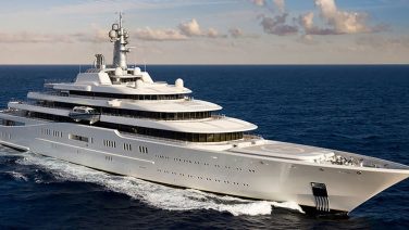 Zien: zo absurd luxe is het $1.5 miljard kostende superjacht van Roman Abramovich
