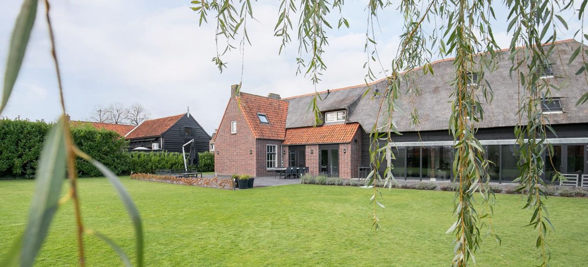 Funda parel: woonboerderij in Brabant is vanbinnen een stijlvolle design villa