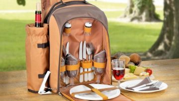 Lidl verkoopt geniale zomer must-have: luxe picknick-rugtas voor in het park