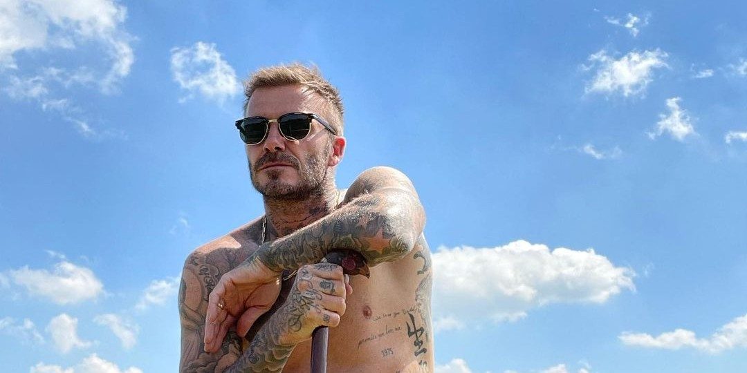 David Beckham bewijst dat je nooit te oud bent voor een strakke sixpack