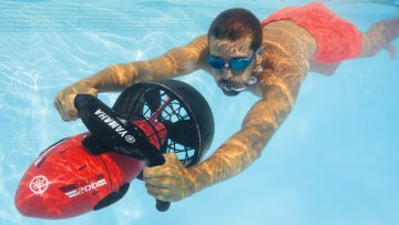 De Lidl verkoopt een onderwaterscooter voor een echte stuntprijs