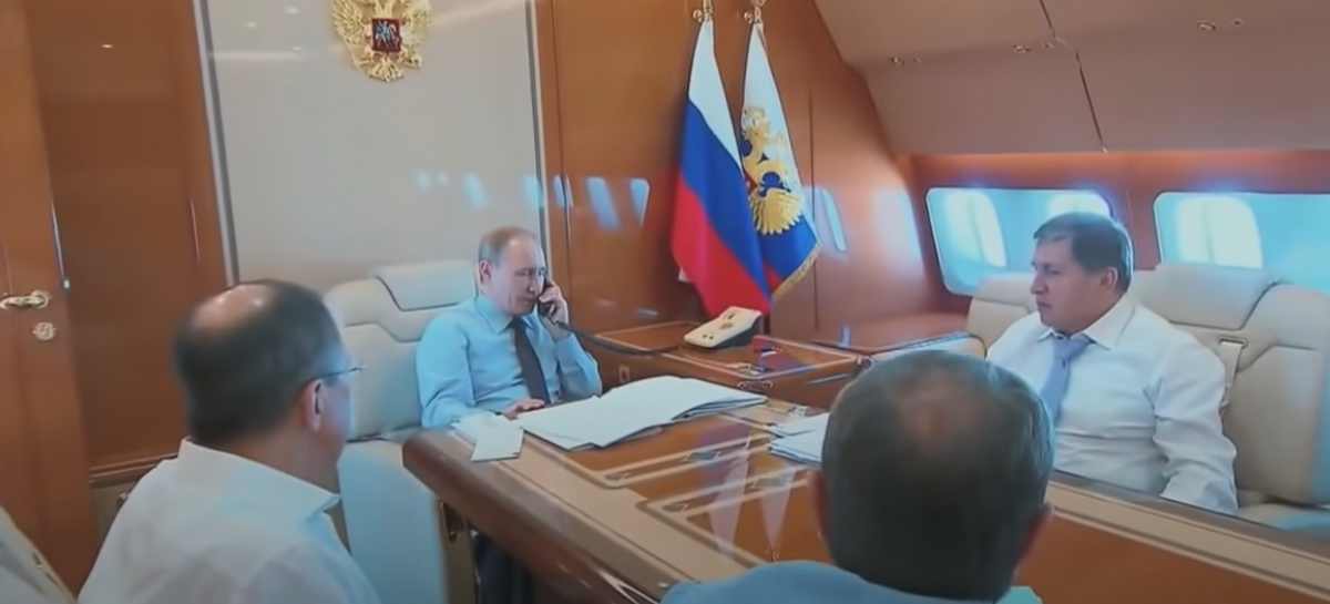 Binnenkijken in het privévliegtuig van Vladimir Poetin