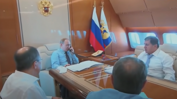 Binnenkijken in het privévliegtuig van Vladimir Poetin