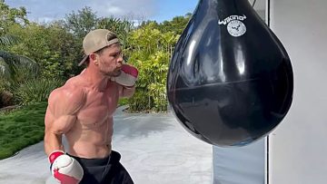 Chris Hemsworth laat zien welke work-out hij doet om een kast te worden