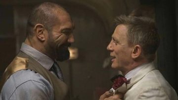 Dave Bautista brak tijdens de opnames van de nieuwe James Bond zijn neus door Daniel Craig