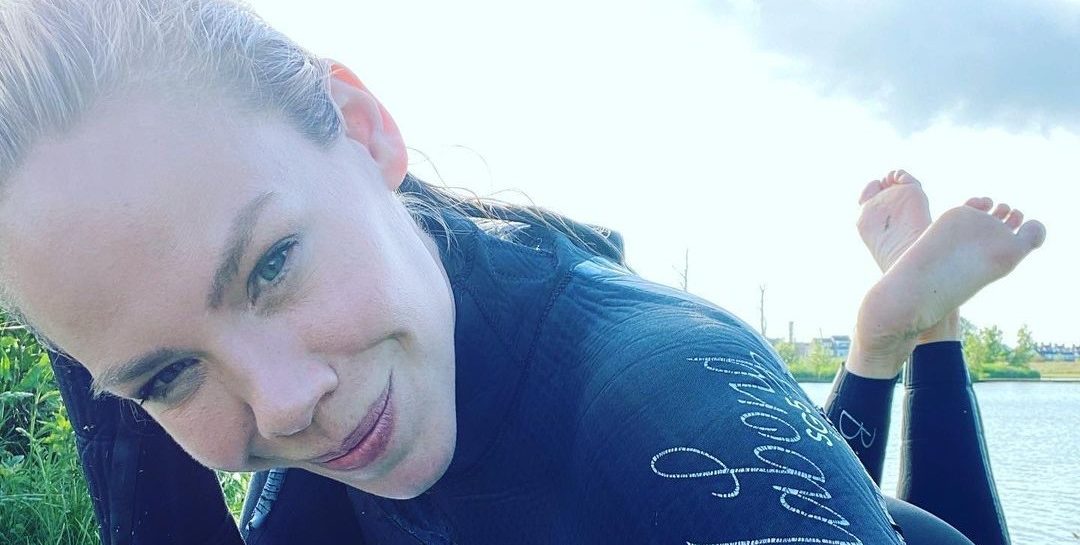 Nicolette Kluijver gaat volledig uit de kleren op Instagram
