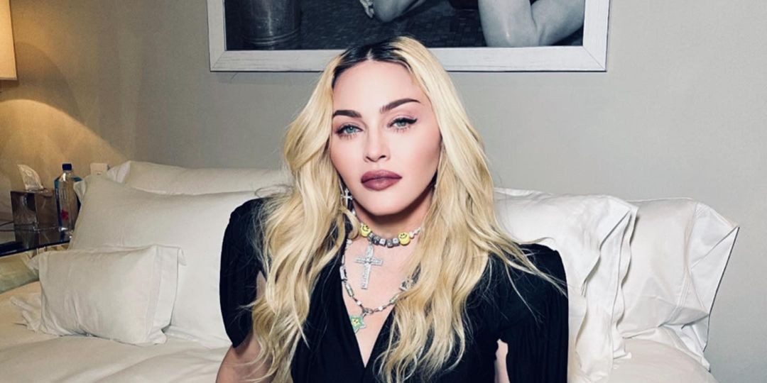 Madonna shockeert heel Instagram met foto’s die flink over de grens gaan