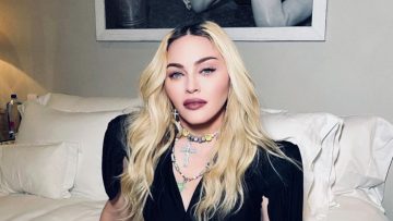 Madonna shockeert heel Instagram met foto’s die flink over de grens gaan