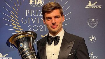 Zoveel aan bonussen verdient Max Verstappen als wereldkampioen