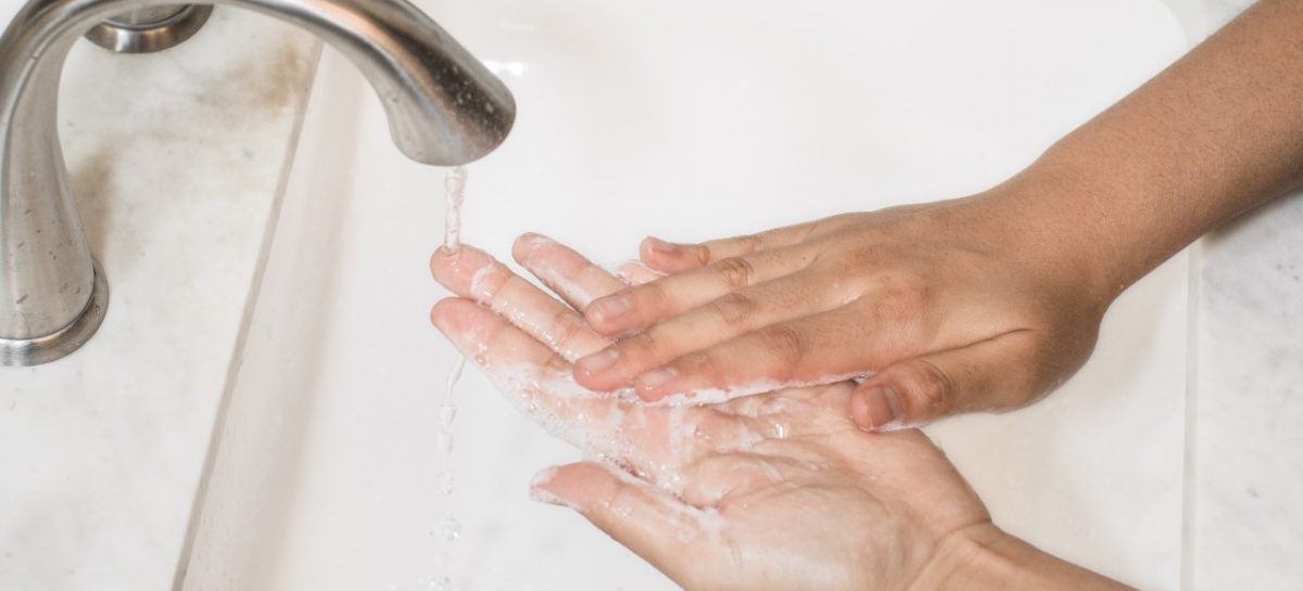 Kan je handzeep ook gebruiken om je gezicht te wassen?