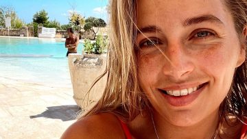 Shelly Sterk bewijst met bikini foto waarom ze ooit ‘De Mooiste vrouw van Nederland’ was