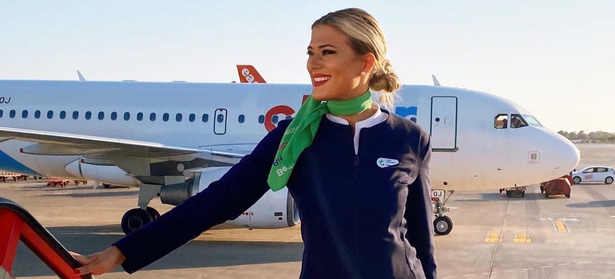 De Instagram-foto’s van stewardess Mandy toveren een lach op je gezicht