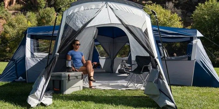 Met deze tent voor 20 personen kan jij met je hele vriendengroep kamperen