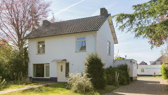 Te koop op Funda: woning in Helmond heeft zéér opmerkelijke bar