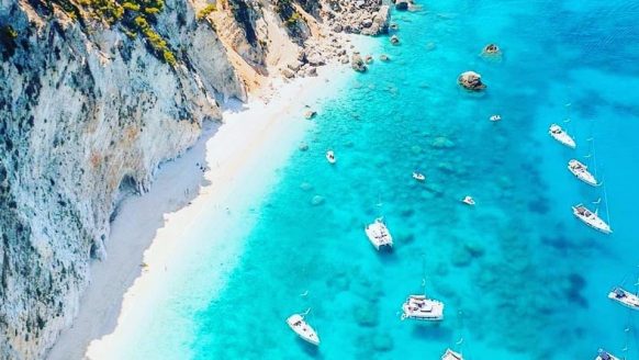 Vergeet Ibiza en de Malediven. Deze ‘geheime’ Griekse eilanden bezorgen jou een droomvakantie