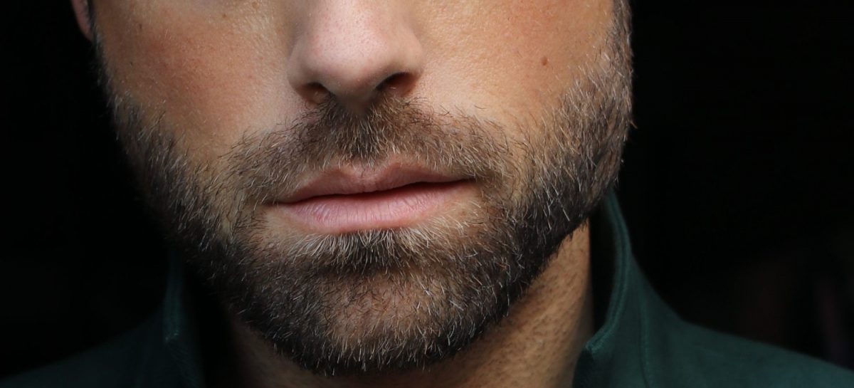 Welke baard past goed bij een vierkant gezicht?